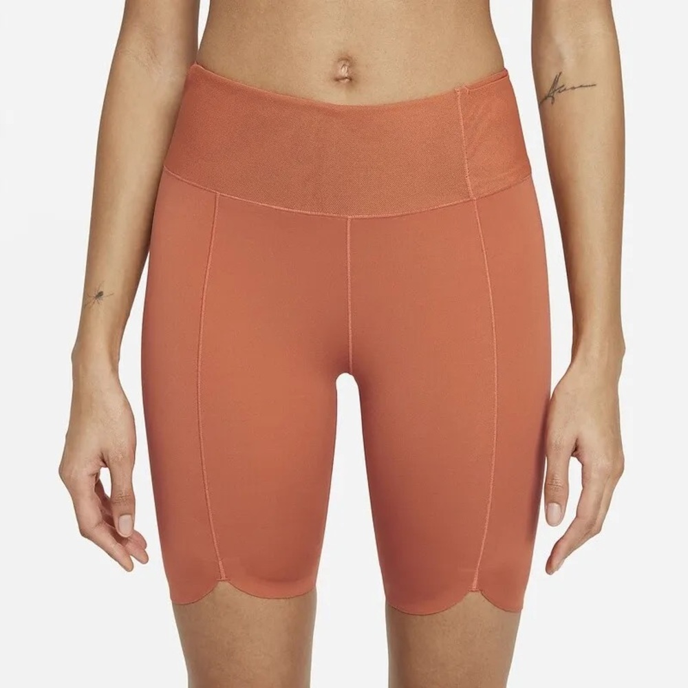 Nike one luxe woman’s 7” Shorts